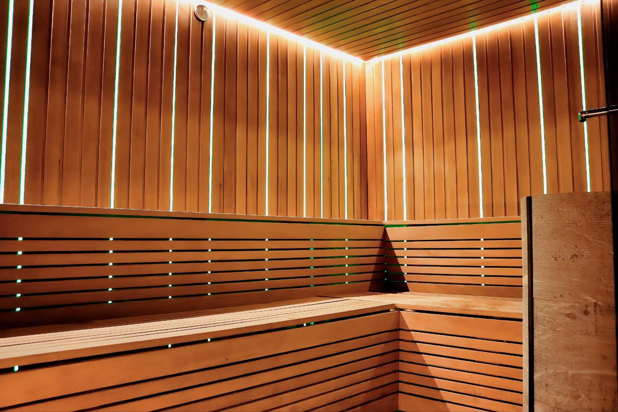 Deo Plaza Premium Apartments & Spa Danzica Esterno foto